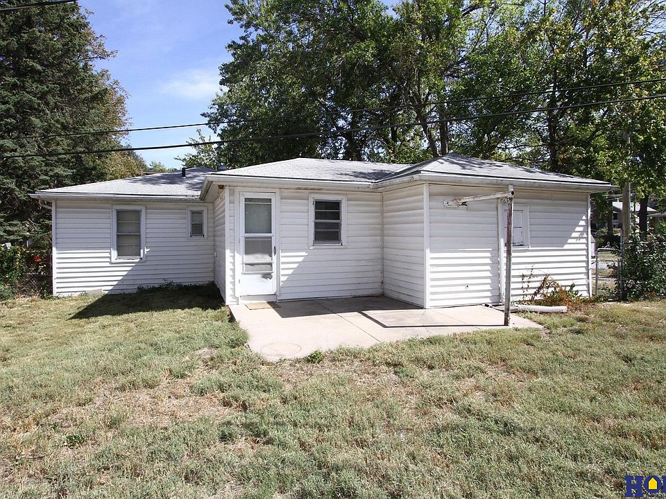 2nd image of 1015 S 25th St