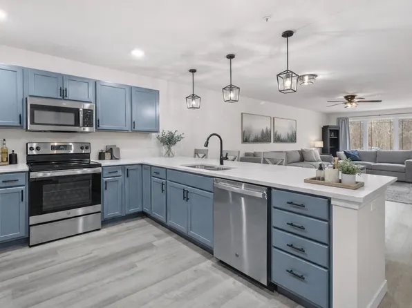 405 Emily Rd #3, Sauk City, WI 53583