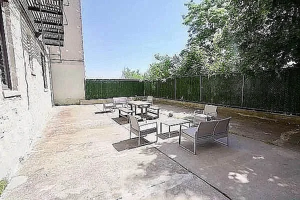 Rented by Bruma Realty LLC | media 21