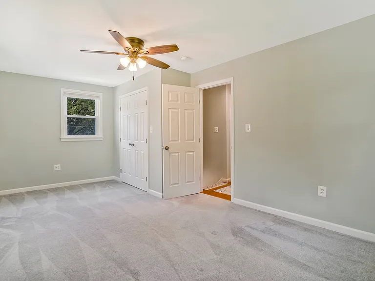 6024 Rixey Dr — Photo 38