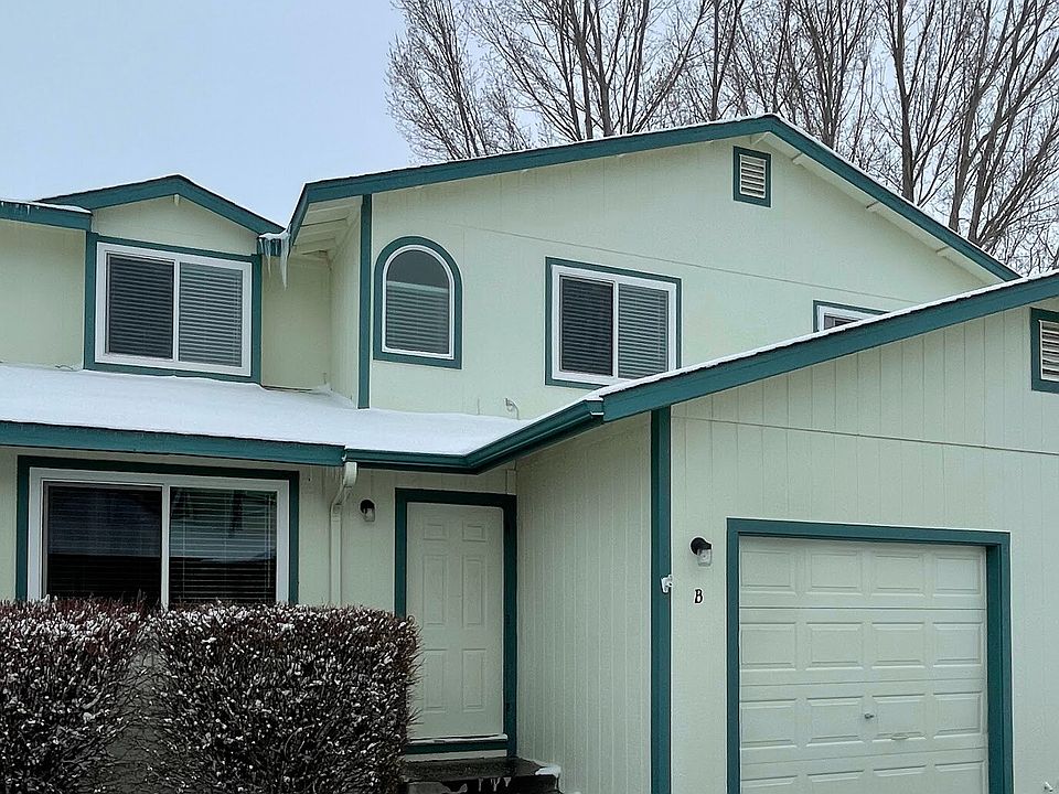 1st image of 1375 Village Way Unit B