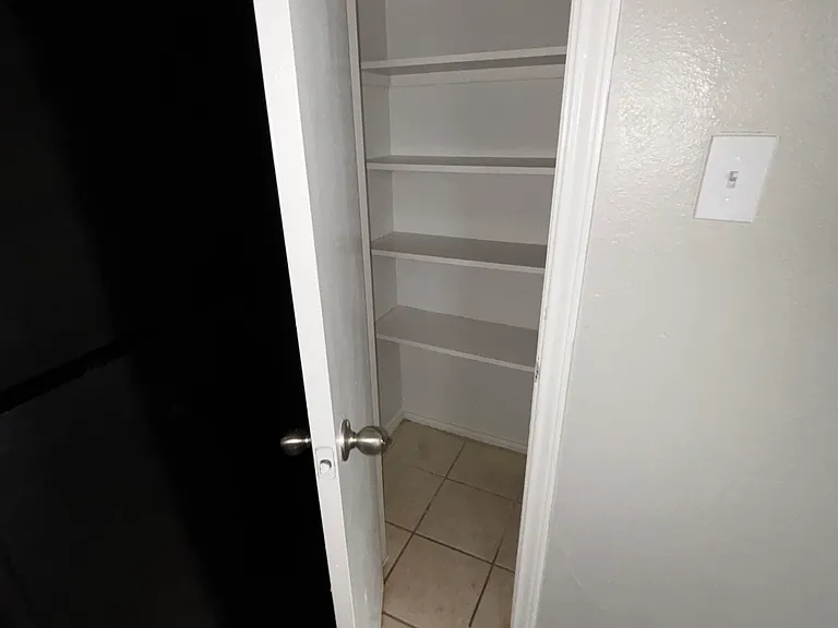 7575 Windsor Oaks #7575 — Photo 14