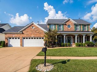 509 Triple Crown Manor Ct, Fenton, MO 63026