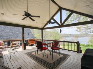 611 Rainbow Gardens Ln, Mc Daniels, KY 40152