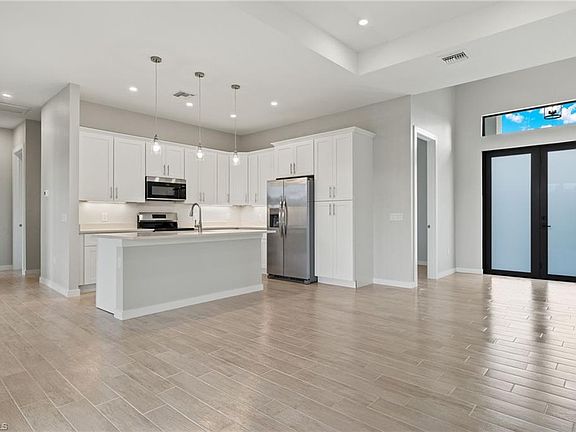 4th image of 4713 6th ST W