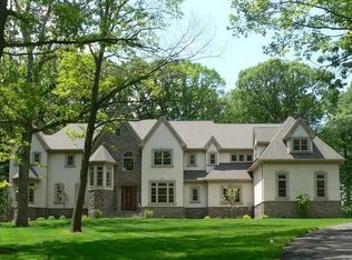 126 Oakwood Rd W, Watchung, NJ 07069