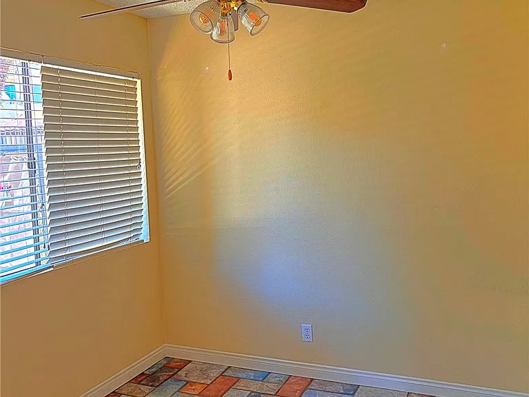 13104 Glen Ct #19 — Photo 3