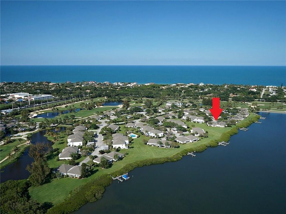 1st image of 300 Harbour Dr APT 302A
