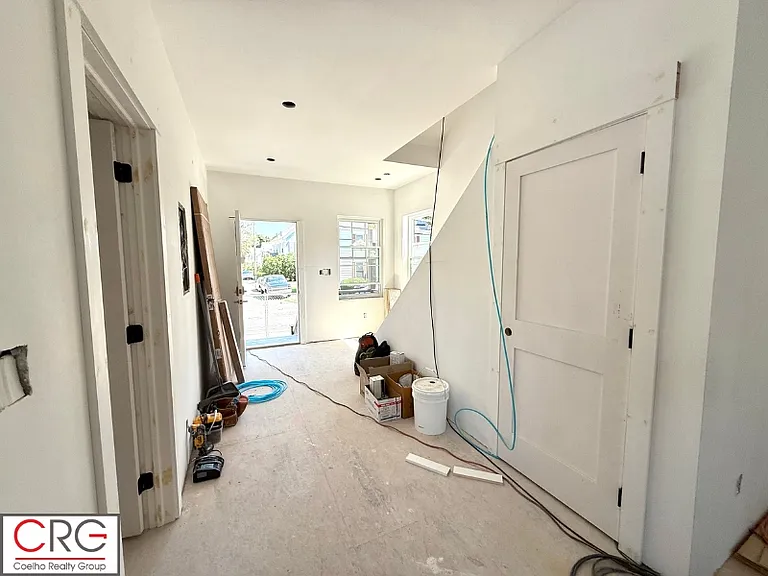 140 Summer St #1 — Photo 10