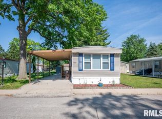 308 Willow Oak Dr, Morton, IL 61550