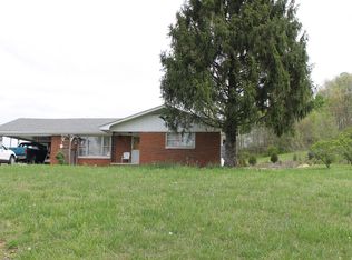 1037 E Level Green Rd, Brodhead, KY 40409