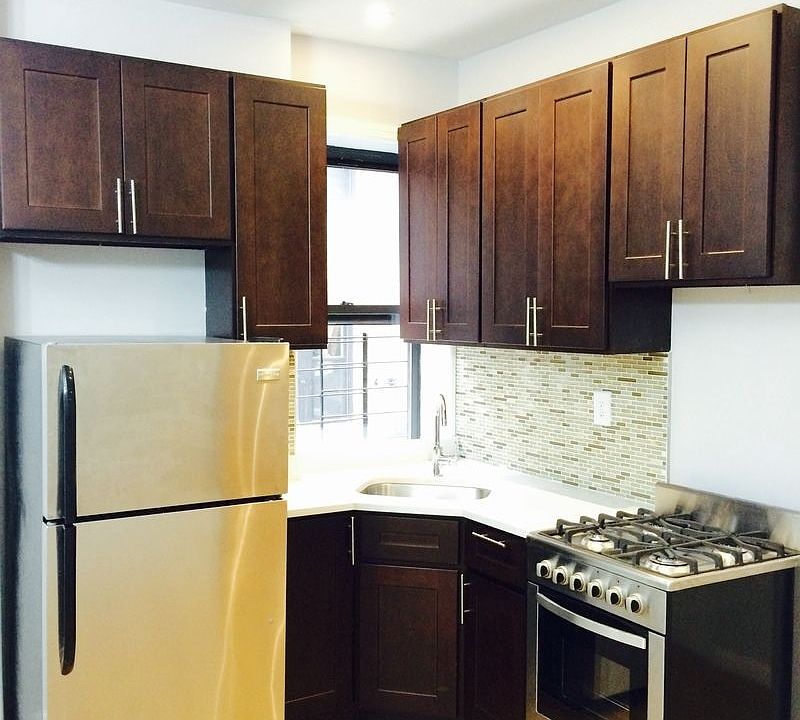 1st image of 117 Jefferson Ave APT 5
