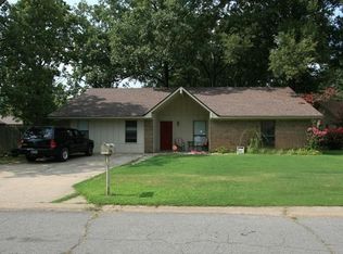 2016 Millwood Dr, Conway, AR 72032