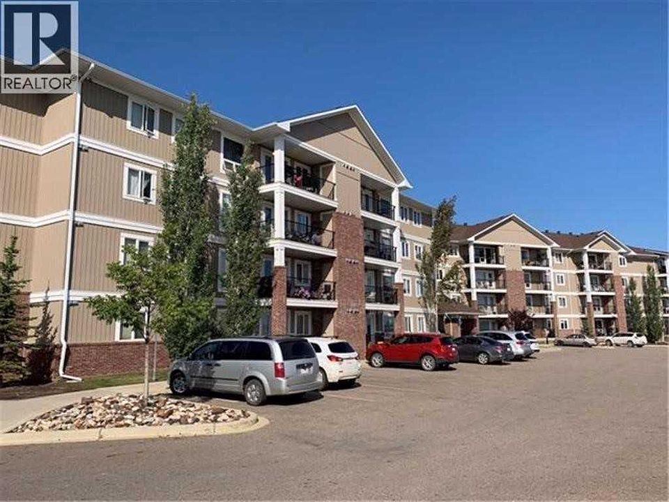 1st image of 248A NW Grosbeak Way #415
