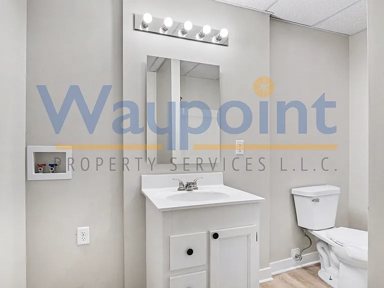 184 Superior St #2 — Photo 6