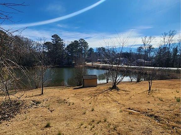 2nd image of 3258 Old Salem Rd SE