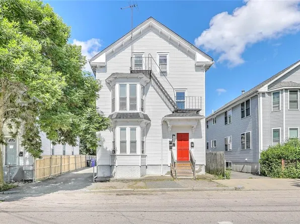 94 Florence St, Providence, RI 02909