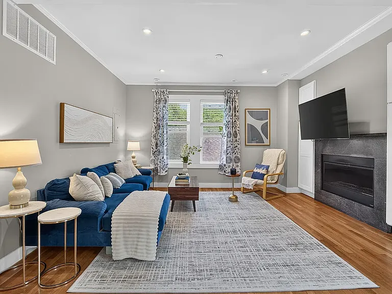 Main living room with gas fireplace