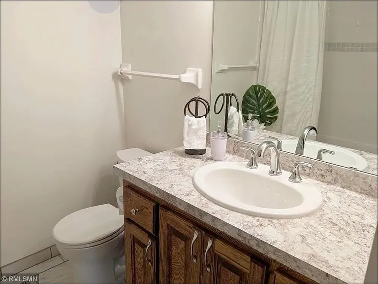 5994 Fernwood St — Photo 11