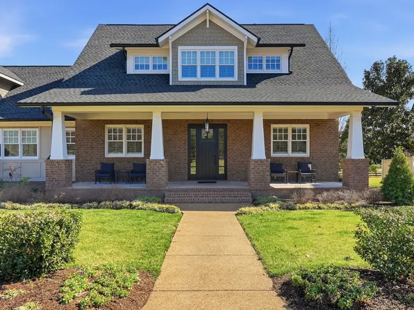 5182 Wildings Blvd, College Grove, TN 37046