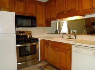 11117 W 113th St, Overland Park, KS 66210