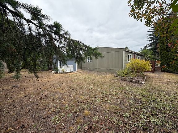 4th image of 14722 S Plum Dr #194