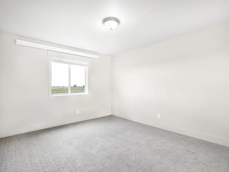3573 Colt Cir — Photo 16
