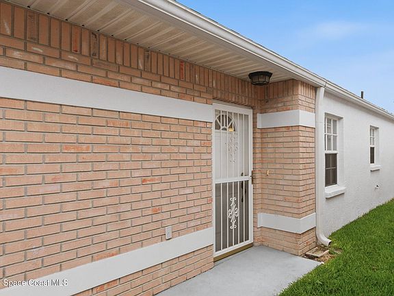 4th image of 934 S Fork Cir