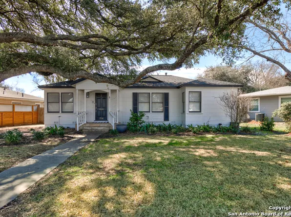 356 Larchmont Dr, San Antonio, TX 78209