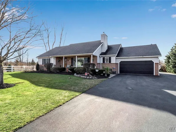 7070 Goodrich Rd, Clarence Center, NY 14032