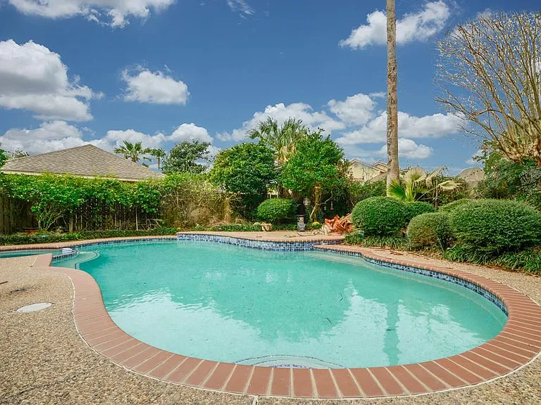 24706 Mather Dr — Photo 31
