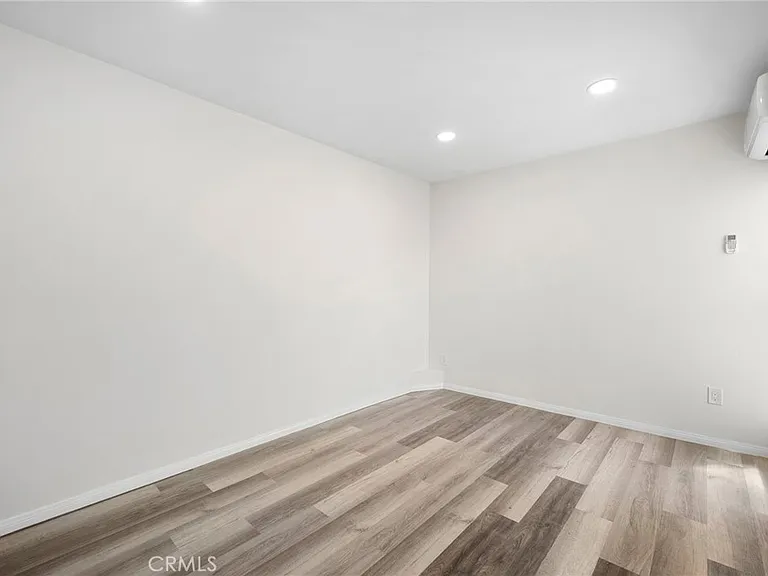 614 N 4th St — Photo 12