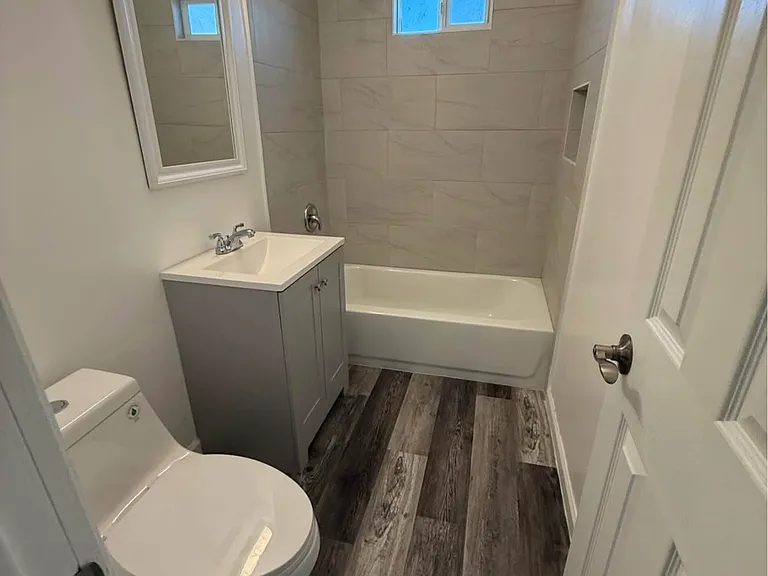 1543 S 38th St #1543 — Photo 7