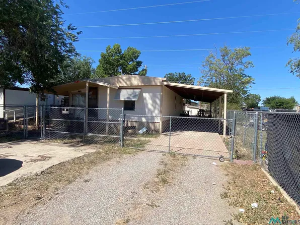 5018 Mockingbird Ln, Roswell, NM 88203