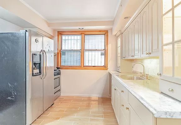 5th image of 6274 Booth St