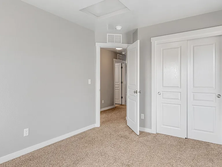 133 S Baraya Way — Photo 38