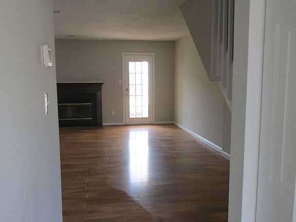 2nd image of 1244 Corkwood Cir