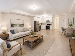 15100 Yonge St #111, Aurora, ON L4G1M2