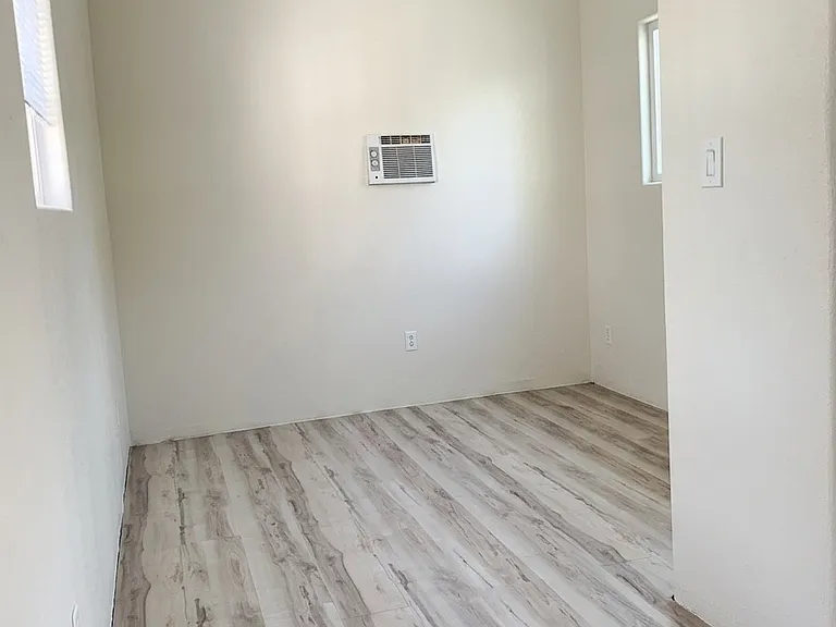 915 Alta St — Photo 4