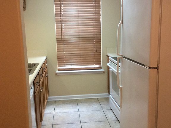 4th image of 5A Guinevere Ln