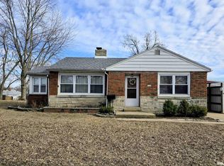 1208 S 9th St, Pekin, IL 61554