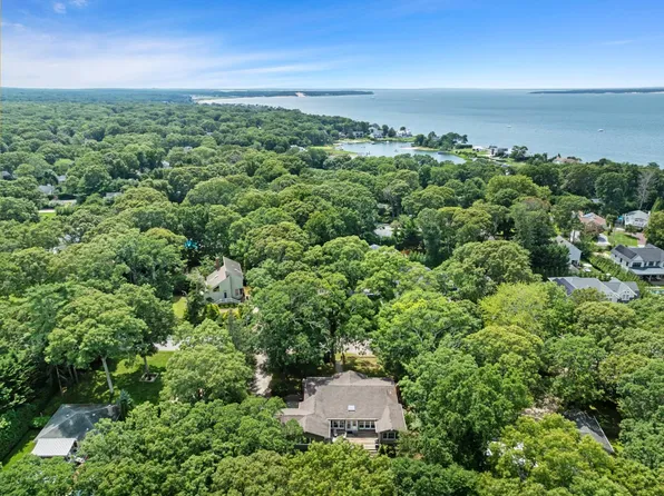 28 Bay View Rd, Southampton, NY 11968
