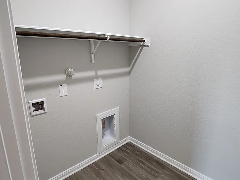 332 Caleb Ct — Photo 14