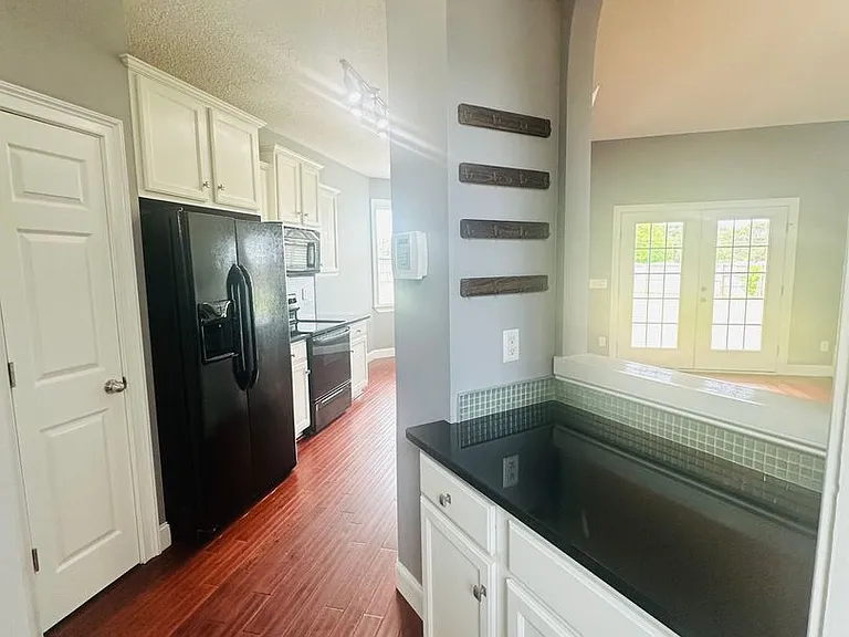 709 Loudon Hill Dr — Photo 7