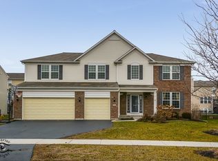 223 Bennett Ct S, Oswego, IL