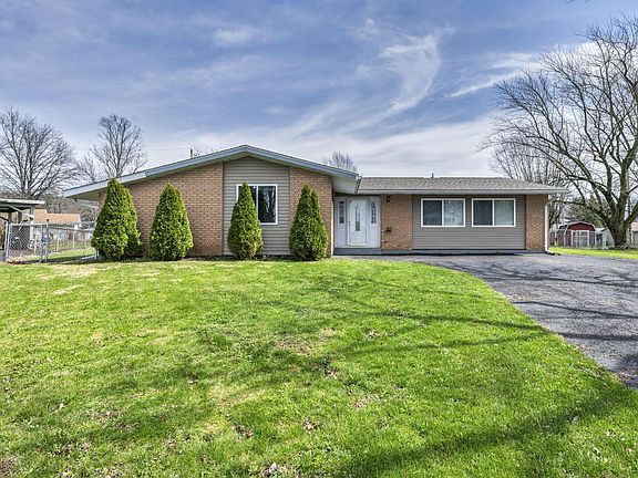 2nd image of 663 Teakwood Ct
