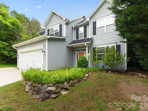 11 Peppermill Dr, Asheville, NC 28804