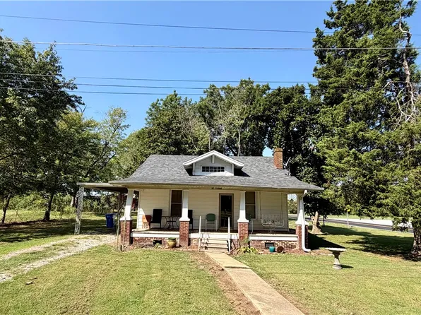 702 Stephens St, Success, AR 72470