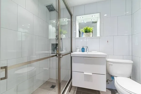 Rented by Novae Partners Corp | media 8