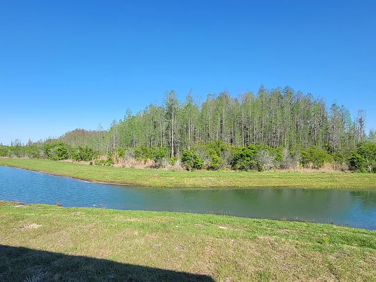 2128 Warren Acres Blvd — Photo 15